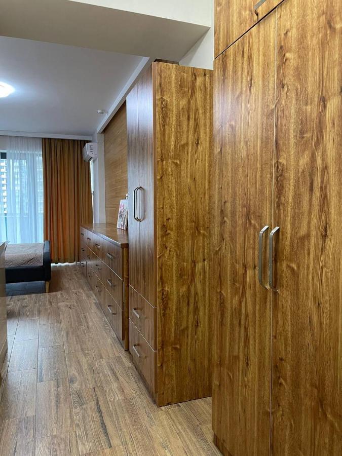 Coast Batumi Apart Hotel Esterno foto