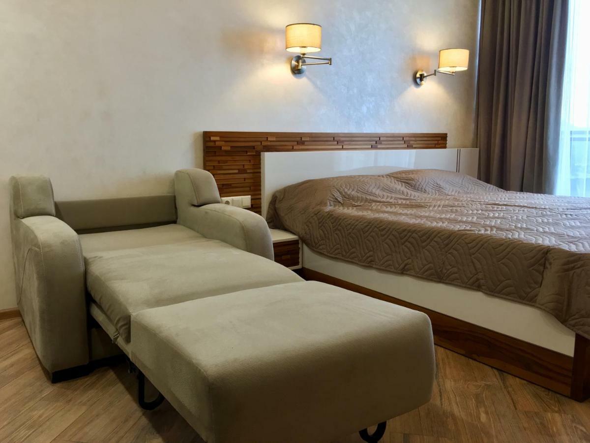 Coast Batumi Apart Hotel Esterno foto